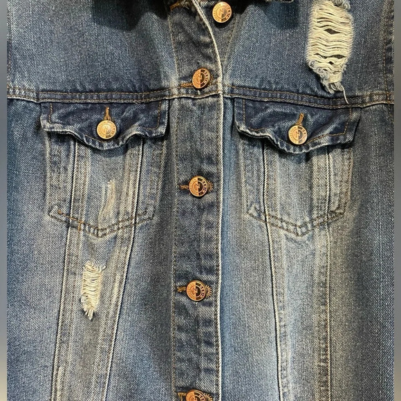 Ci Sono Distressed Freyed Hem Denim Jacket - Size Small - Picture 7 of 7